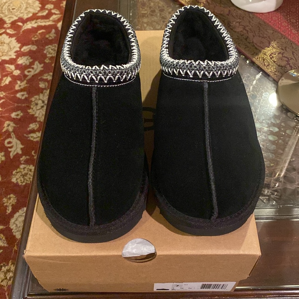 UGG Tasman Black- Womens - Picture 9 of 11